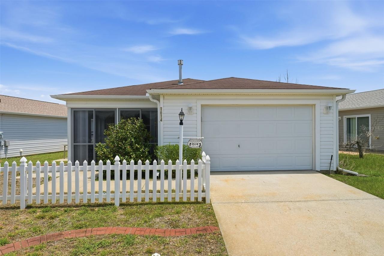 1614 Gibbes Way, The Villages, FL 32162