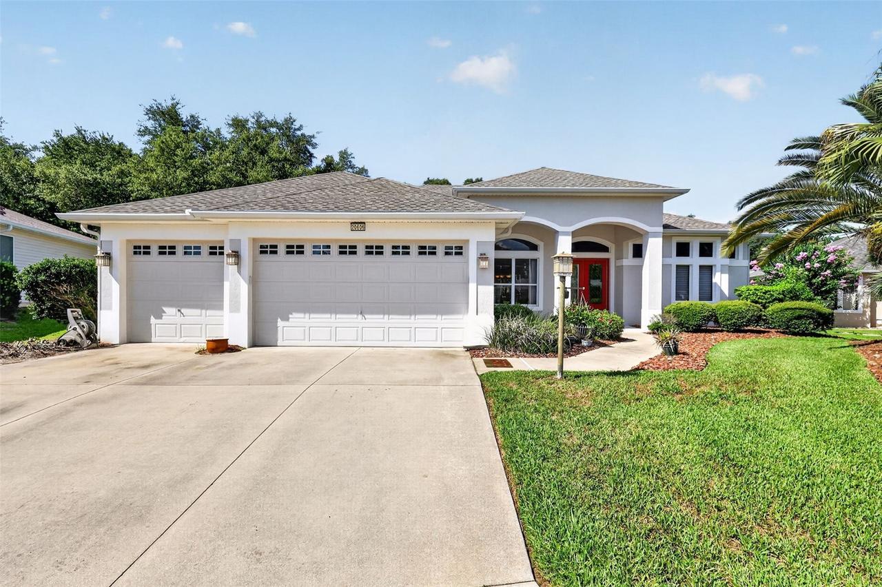 20606 Queen Alexandra Dr., Leesburg, FL 34748