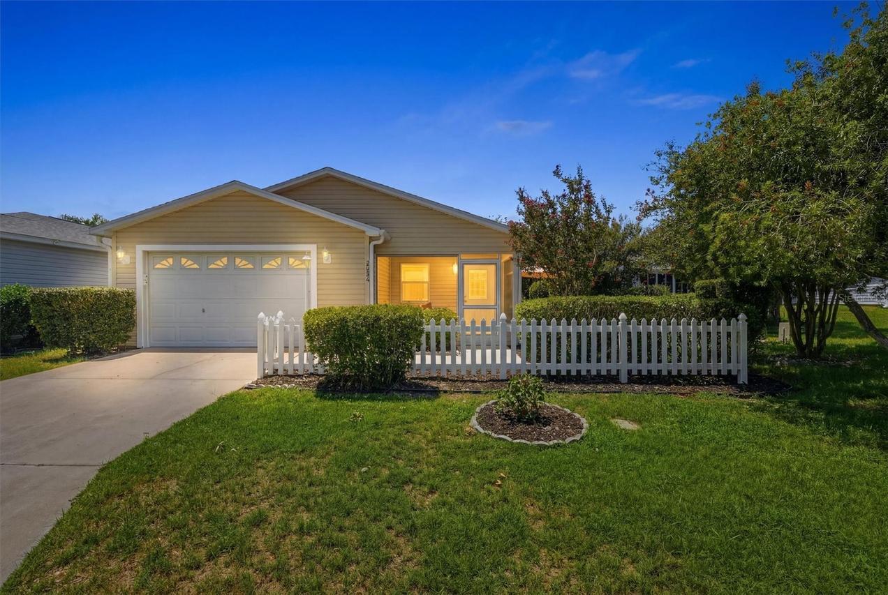 2484 Kingstree Pl., The Villages, FL 32162