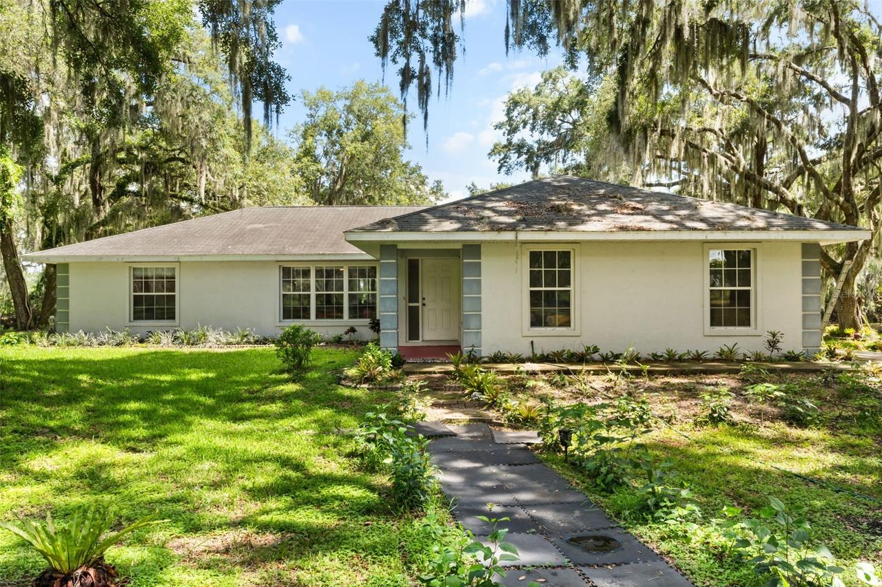 7938 Jacksons River Rd., Leesburg, FL 34788