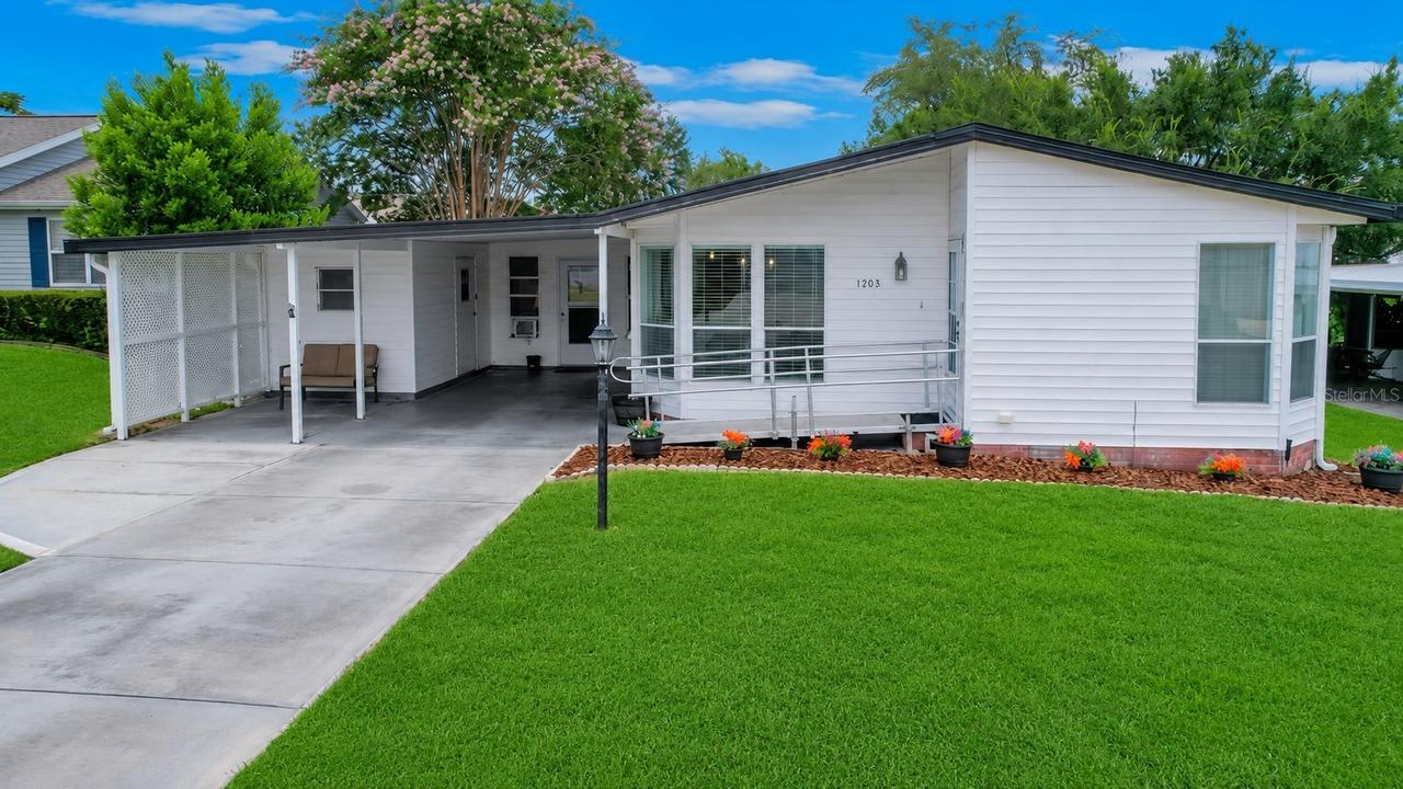 1203 Granada Ct., The Villages, FL 32159