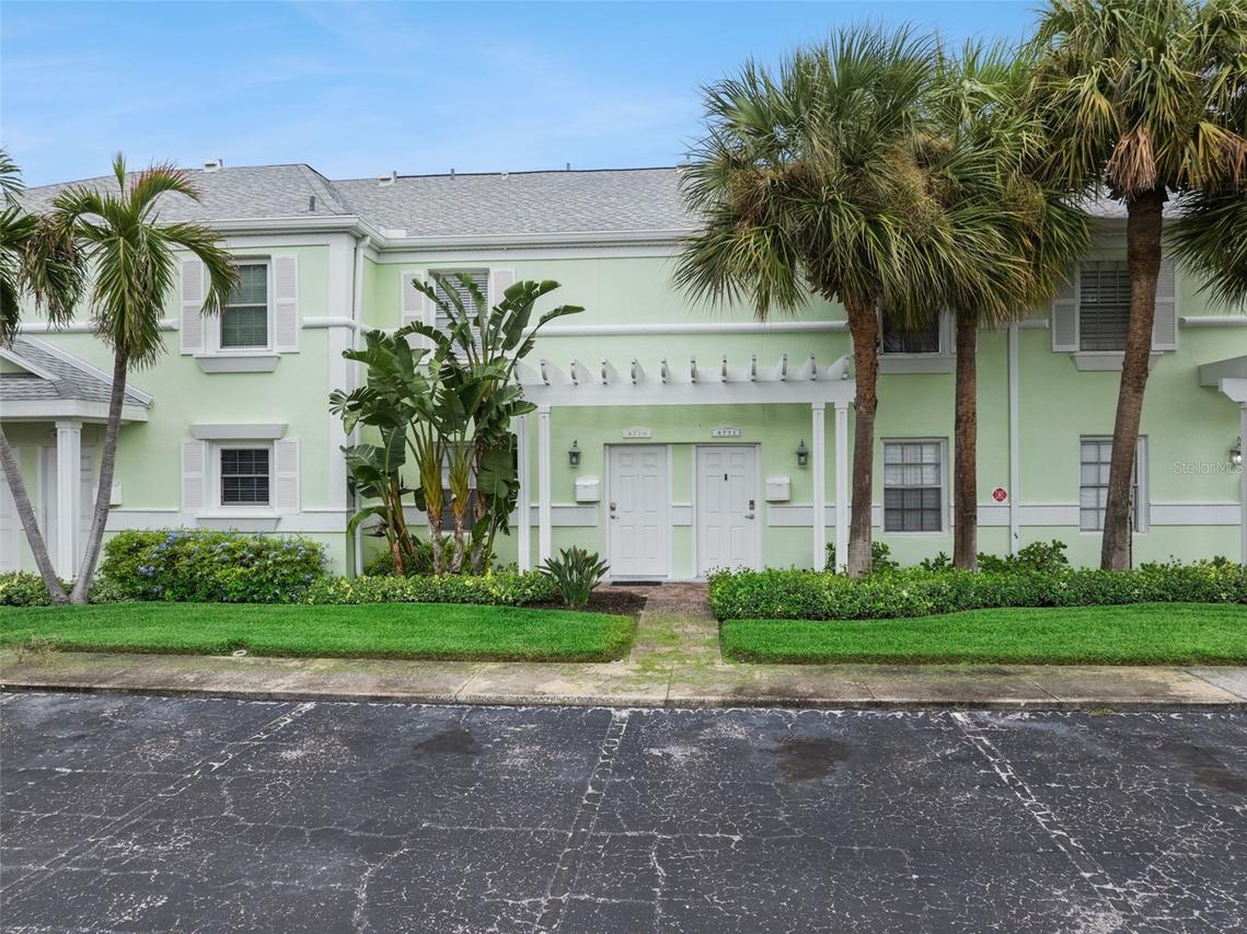 4779 Coquina Key Dr., St Petersburg, FL 33705