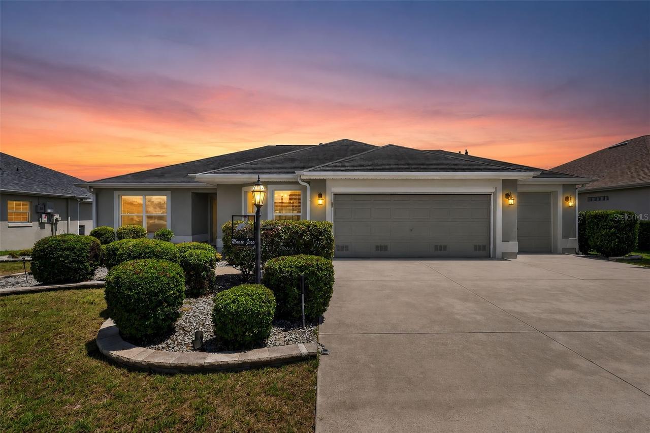 926 Long Leaf Ln., The Villages, FL 32163