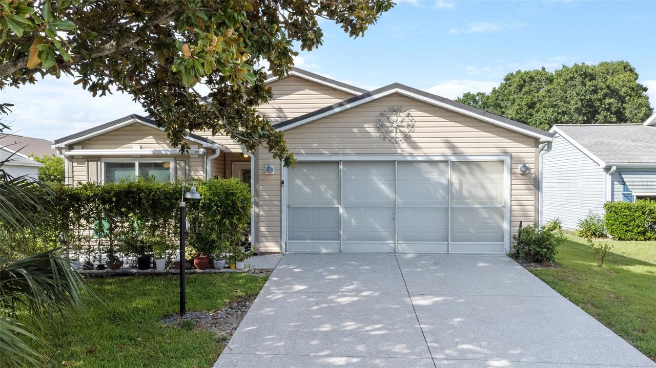 521 San Pedro Dr., The Villages, FL 32159