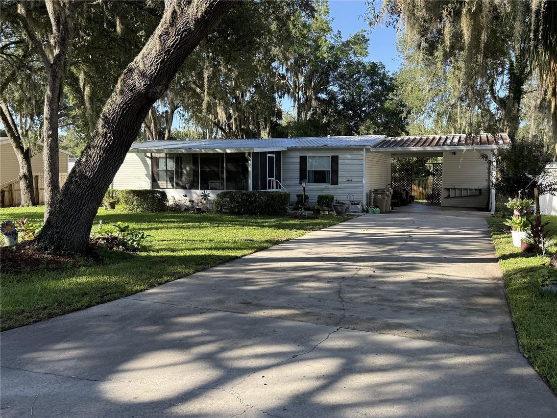8634 Treasure Island Rd., Leesburg, FL 34788