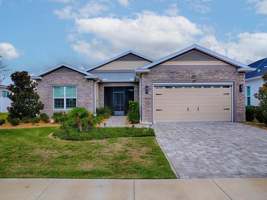 12596 NE 49th Dr., Oxford, FL 34484