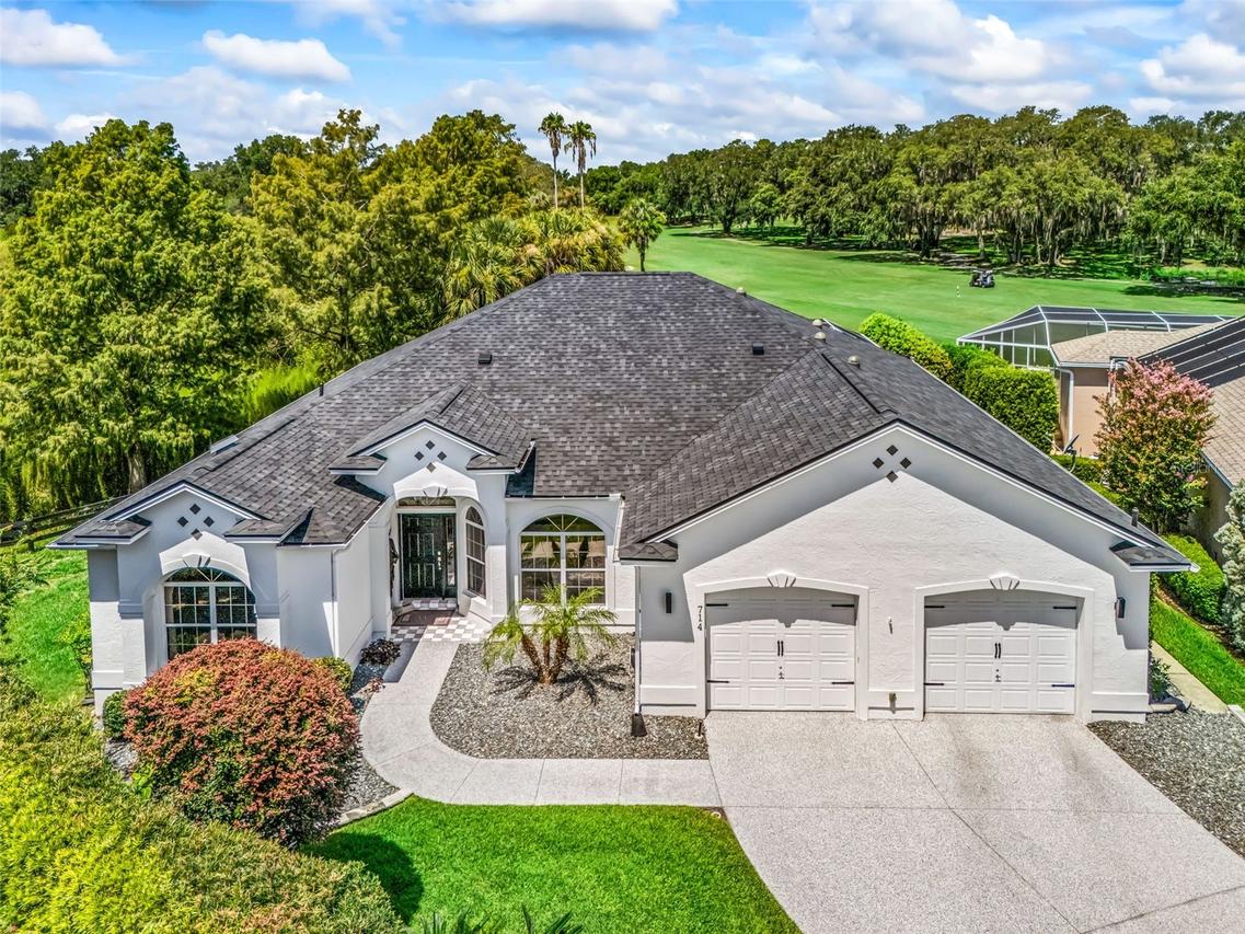 714 Cimarron Ave., The Villages, FL 32159