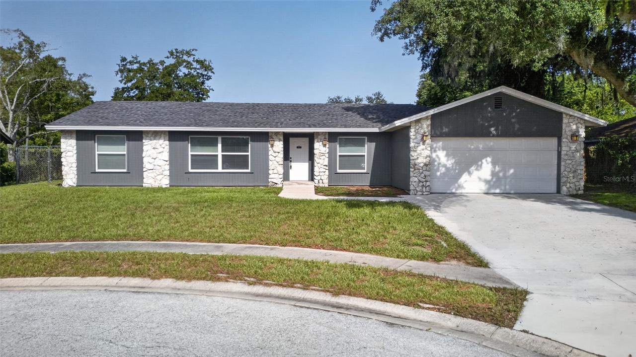 811 W Harbour Ct., Ocoee, FL 34761
