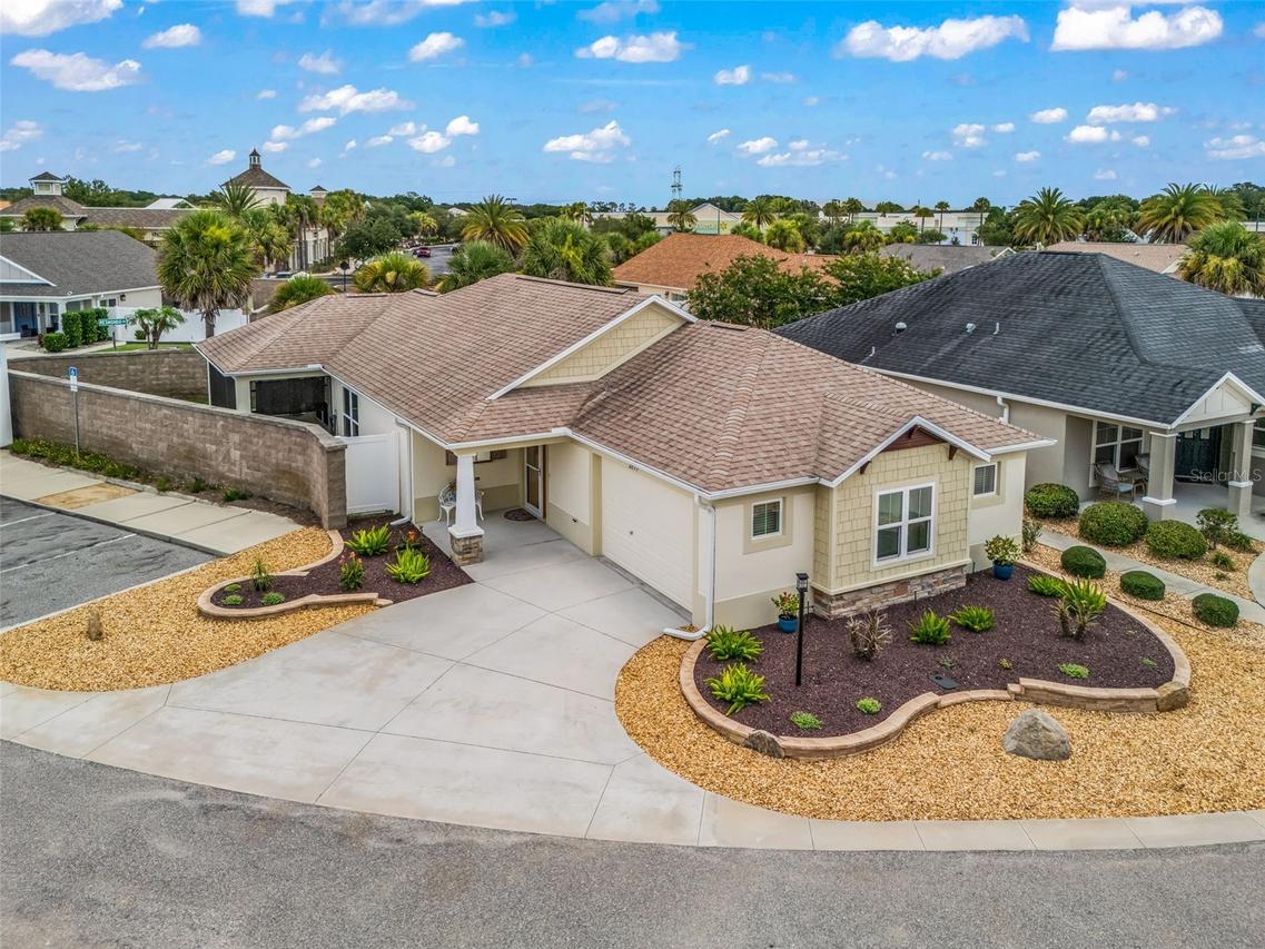 2877 Feustel Ave., The Villages, FL 32163
