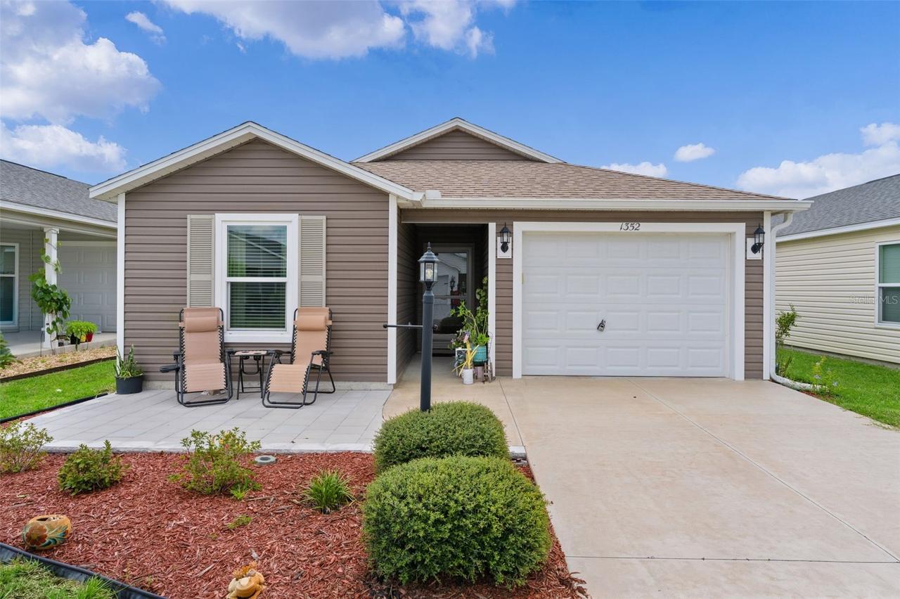 1352 Marybeth Ln., The Villages, FL 32163