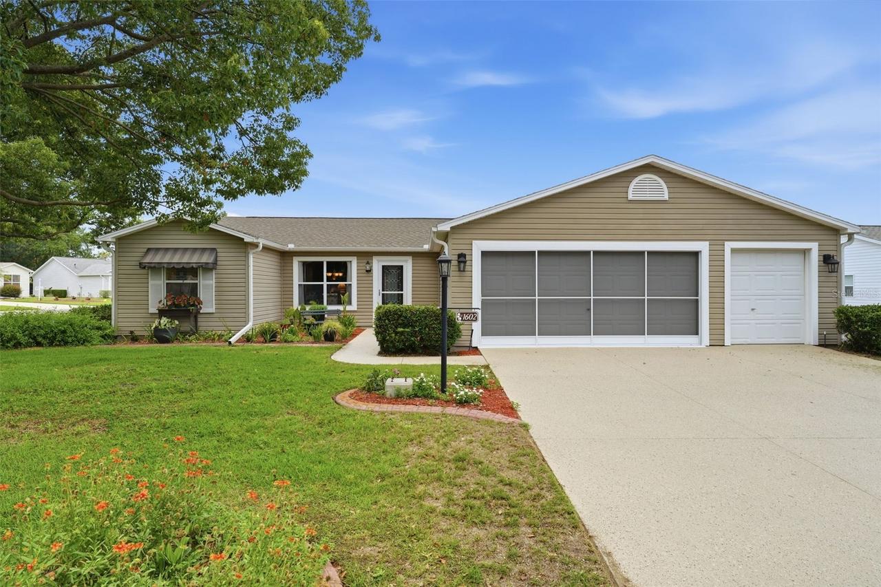 1602 Malacara Ln., The Villages, FL 32162