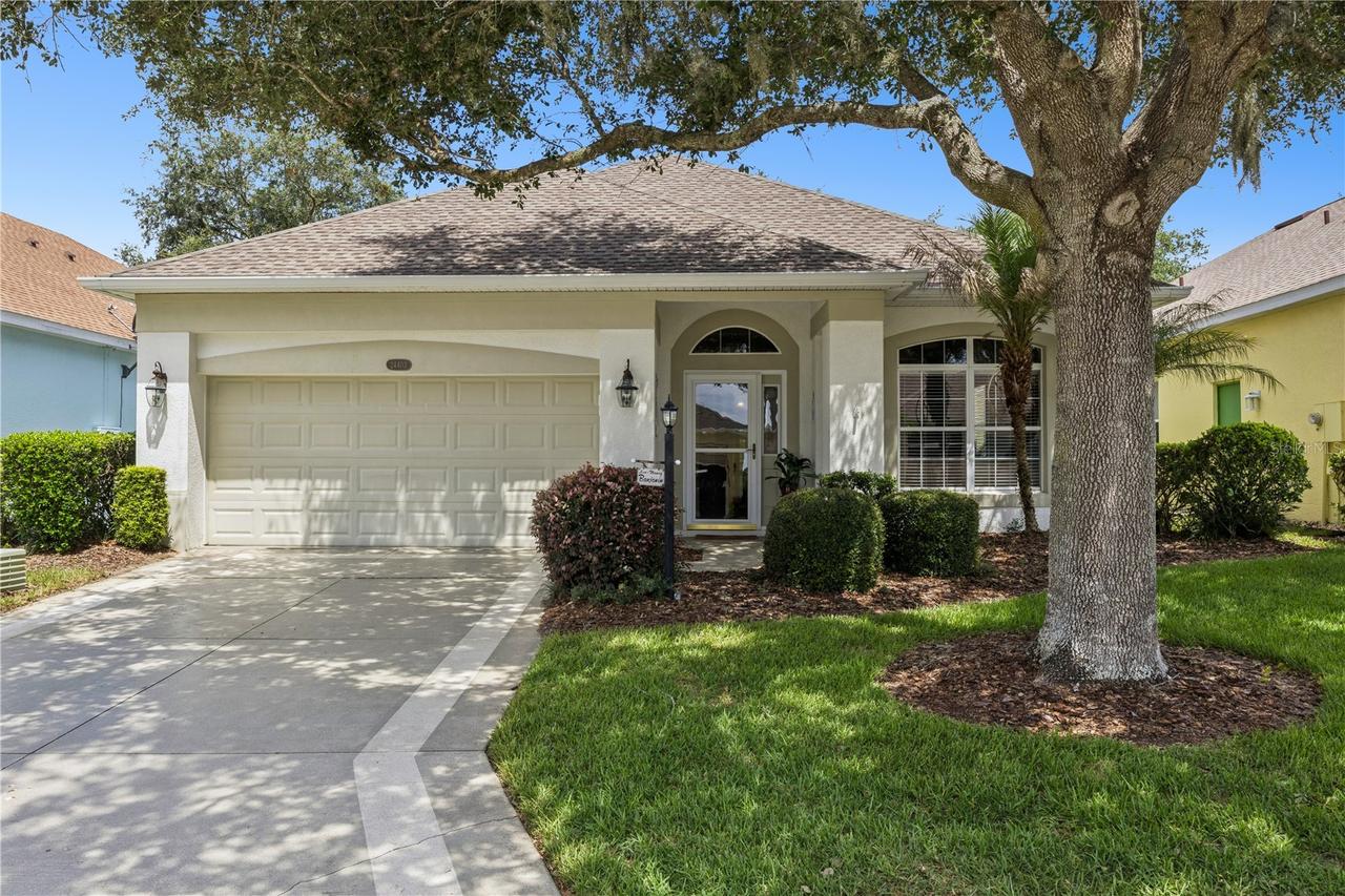 24403 Amberleaf Ct., Leesburg, FL 34748