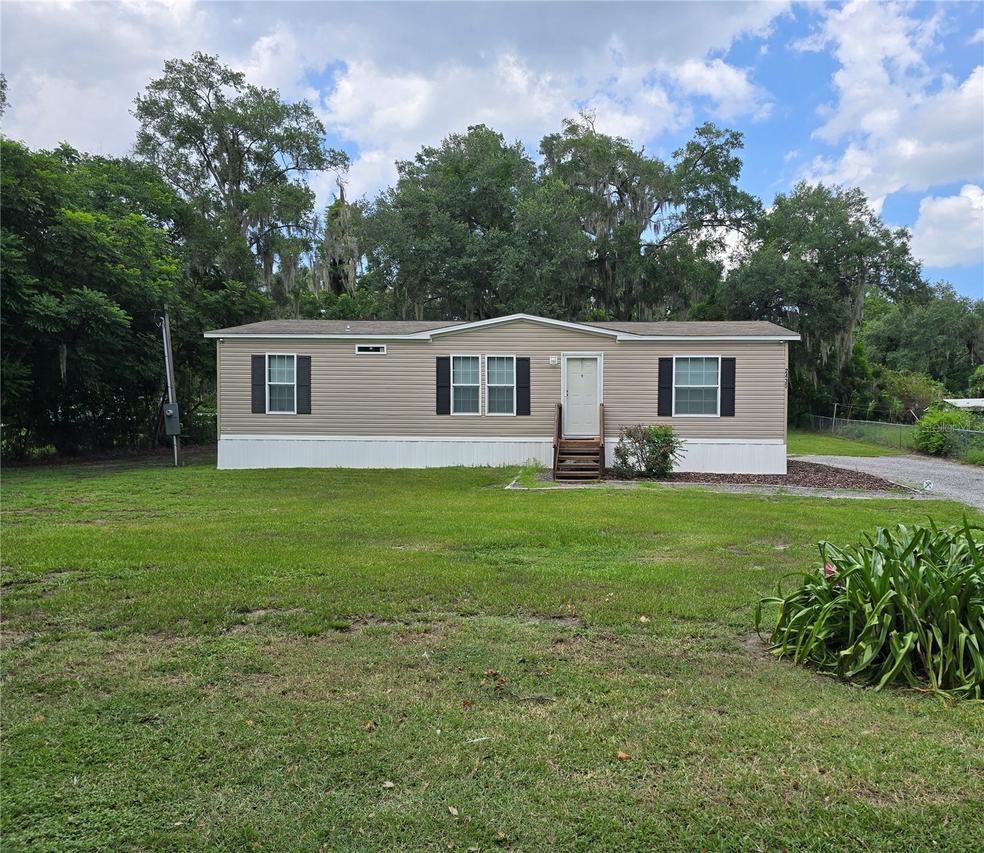 2435 Myer Ave., Leesburg, FL 34748