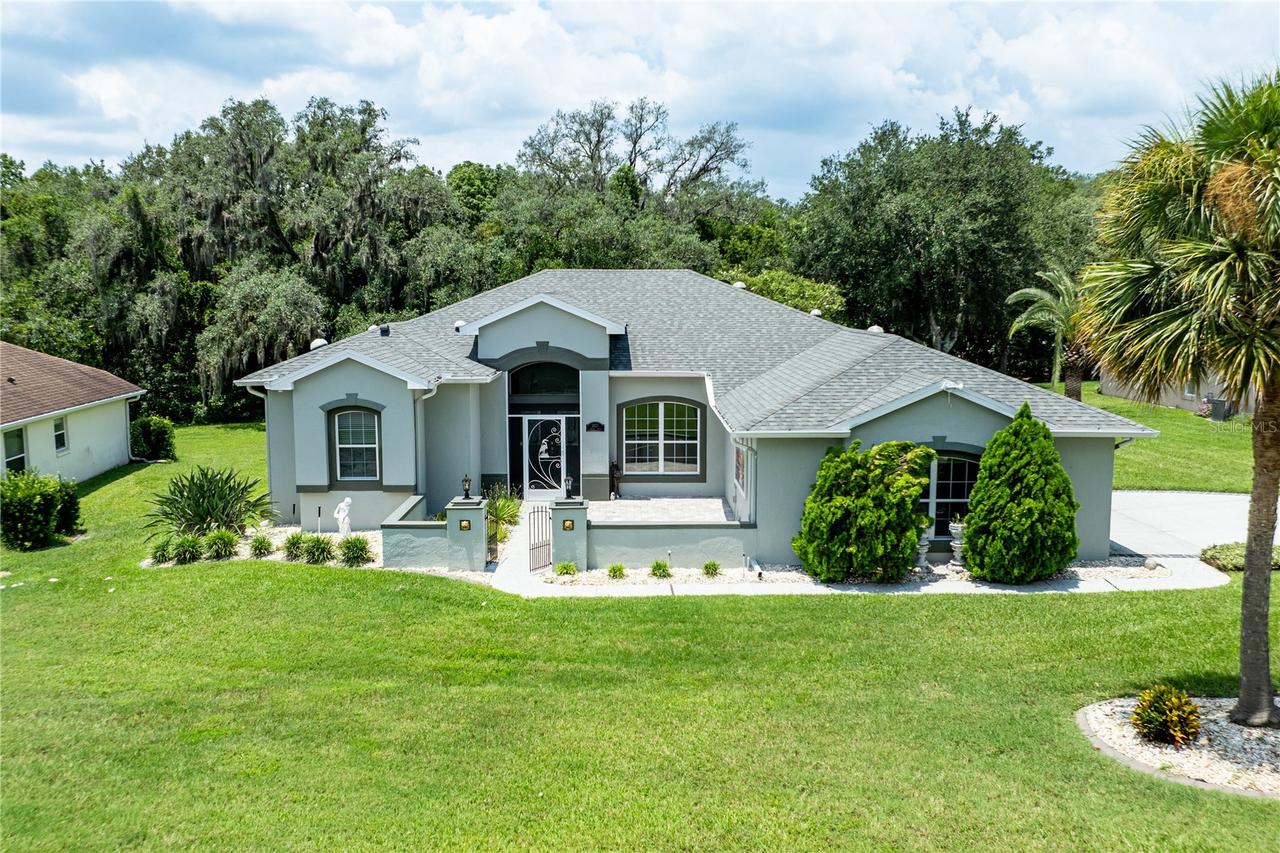 5121 Aurora Dr., Leesburg, FL 34748