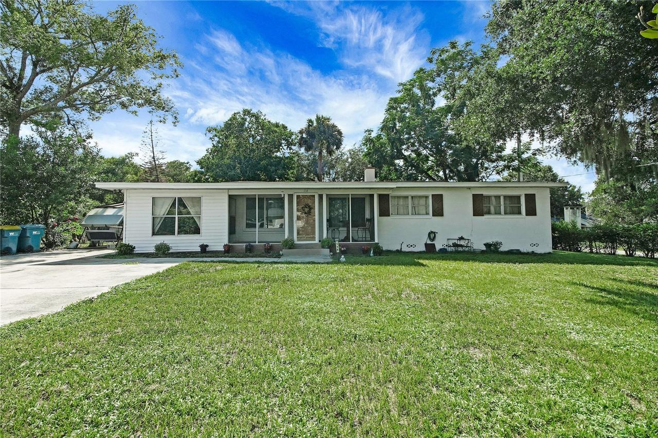 114 Park Ave., Fruitland Park, FL 34731