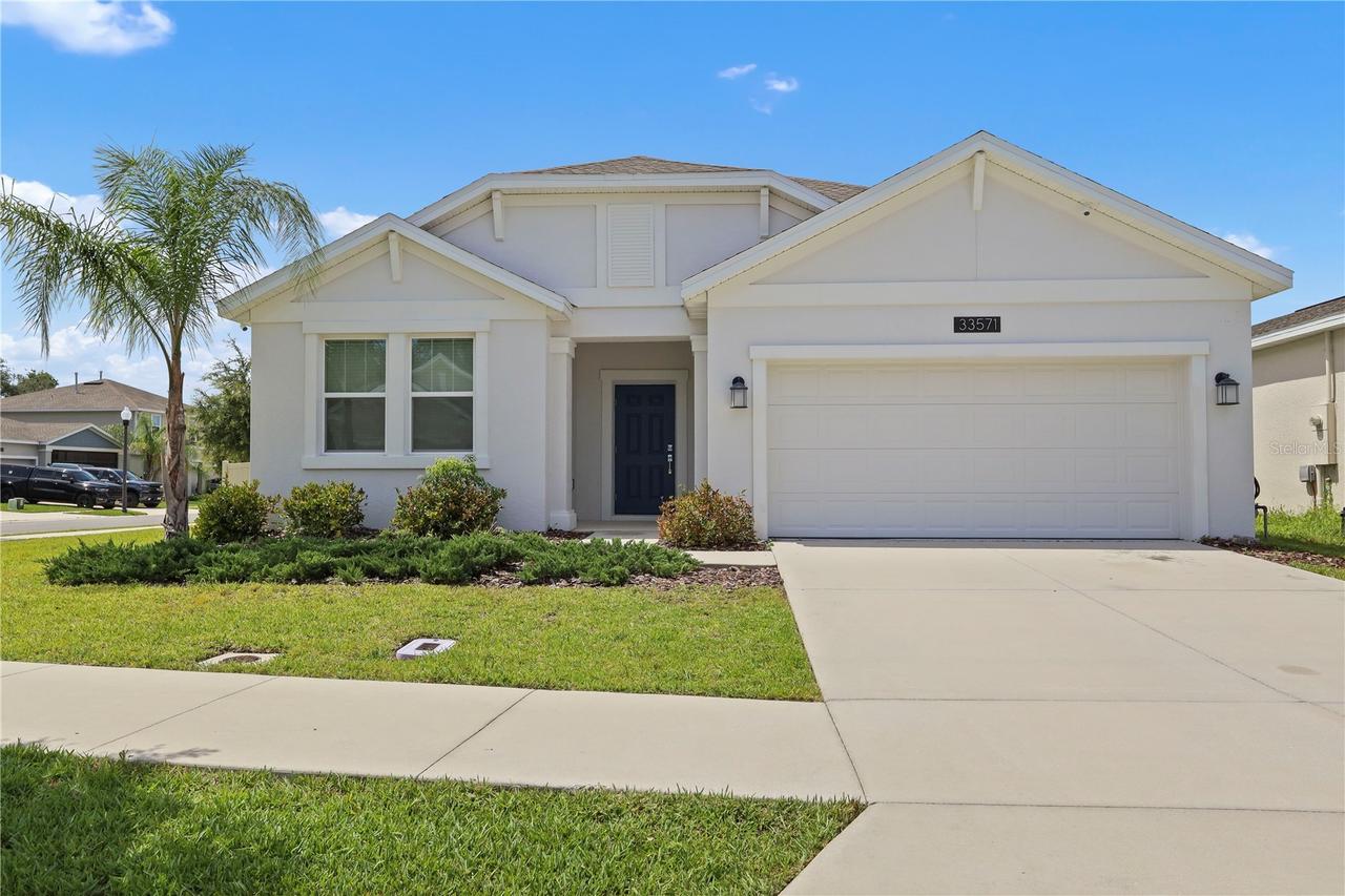 33571 Sky Blossom Cir., Leesburg, FL 34788