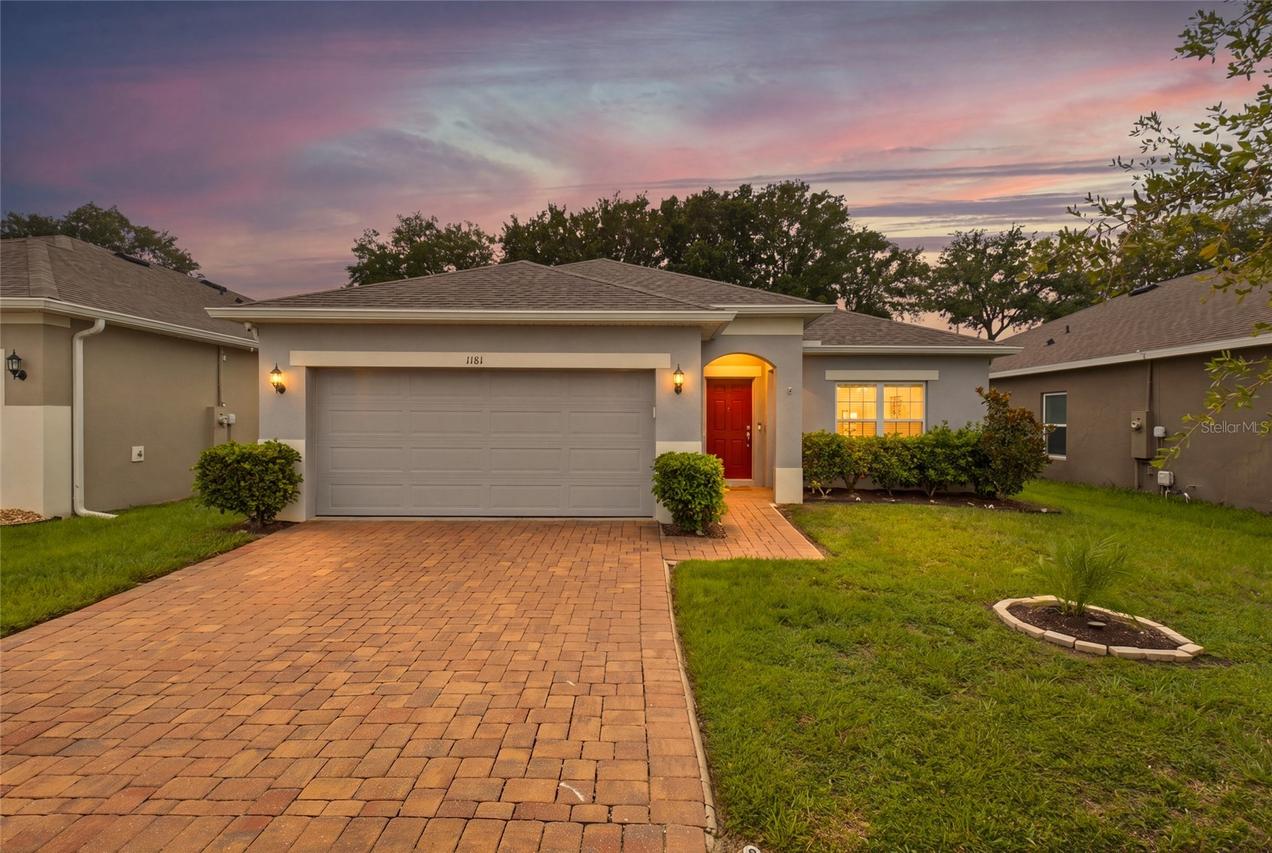 1181 Stratton Ave., Groveland, FL 34736