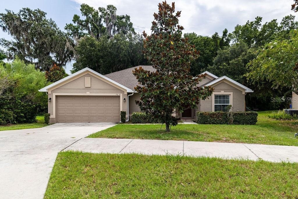 7830 Sloewood Dr., Leesburg, FL 34748