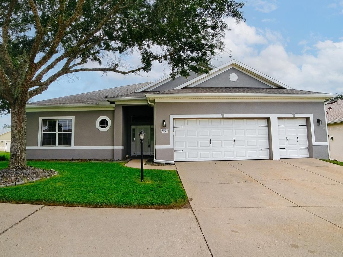 25509 Laurel Valley Rd., Leesburg, FL 34748