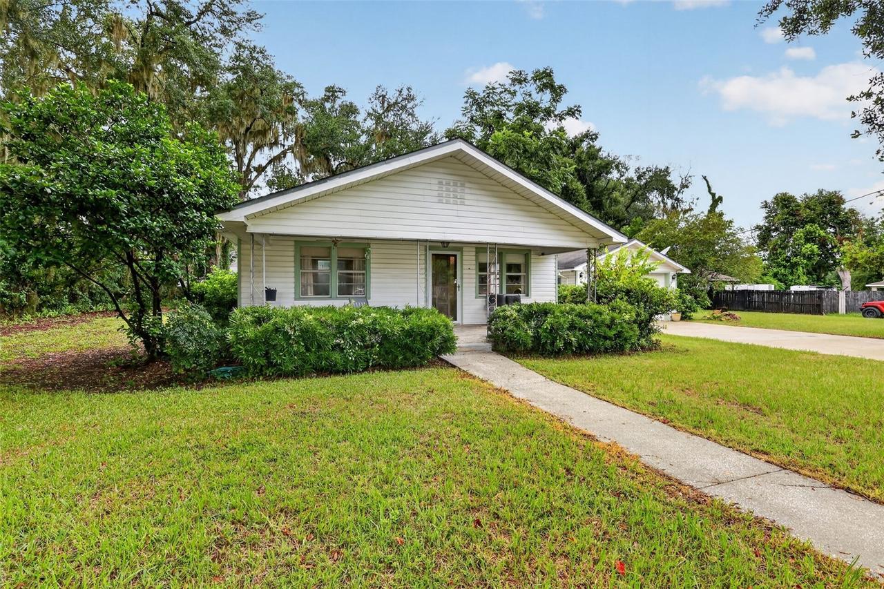 605 Stanley Avenue, Wildwood, FL 34785