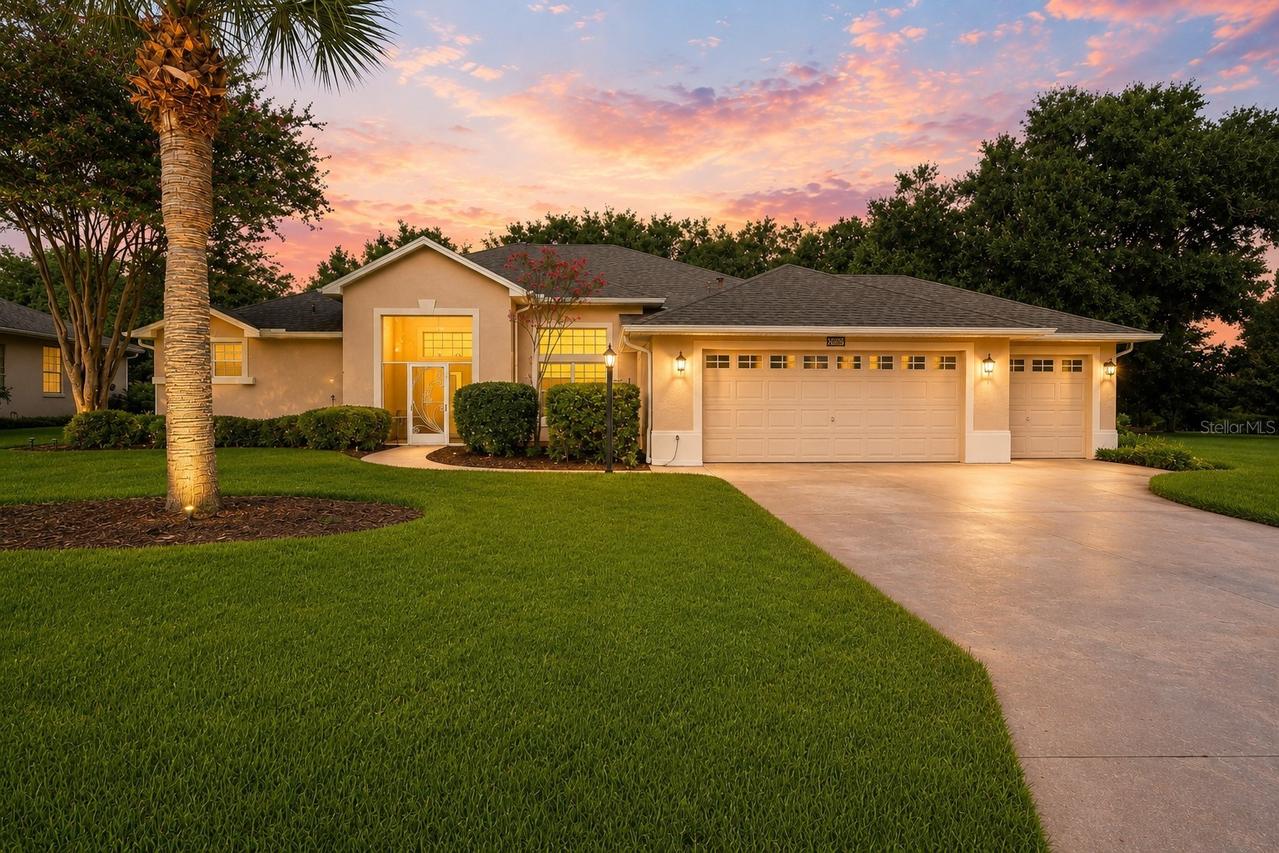 20554 Queen Alexandra Dr., Leesburg, FL 34748