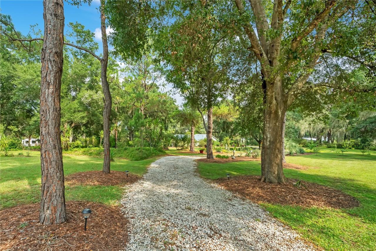 41832 Carrie Ln., Altoona, FL 32702