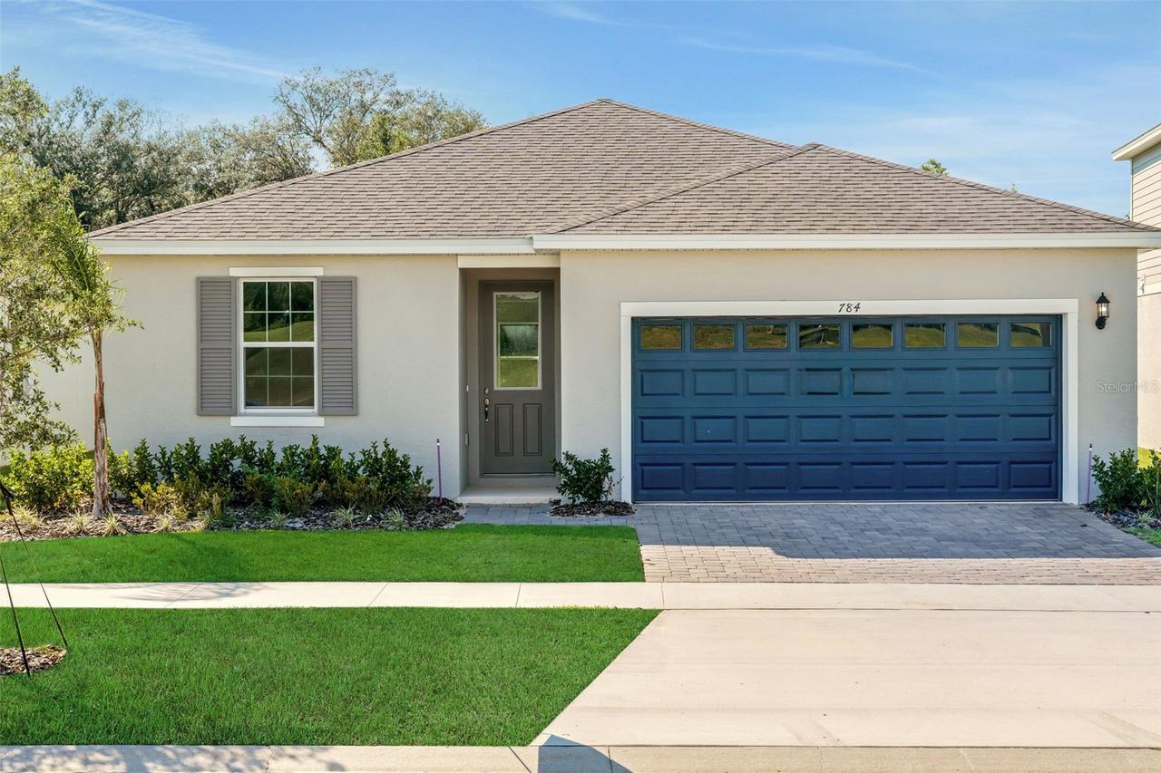 784 Sunshower Dr., Lady Lake, FL 32159