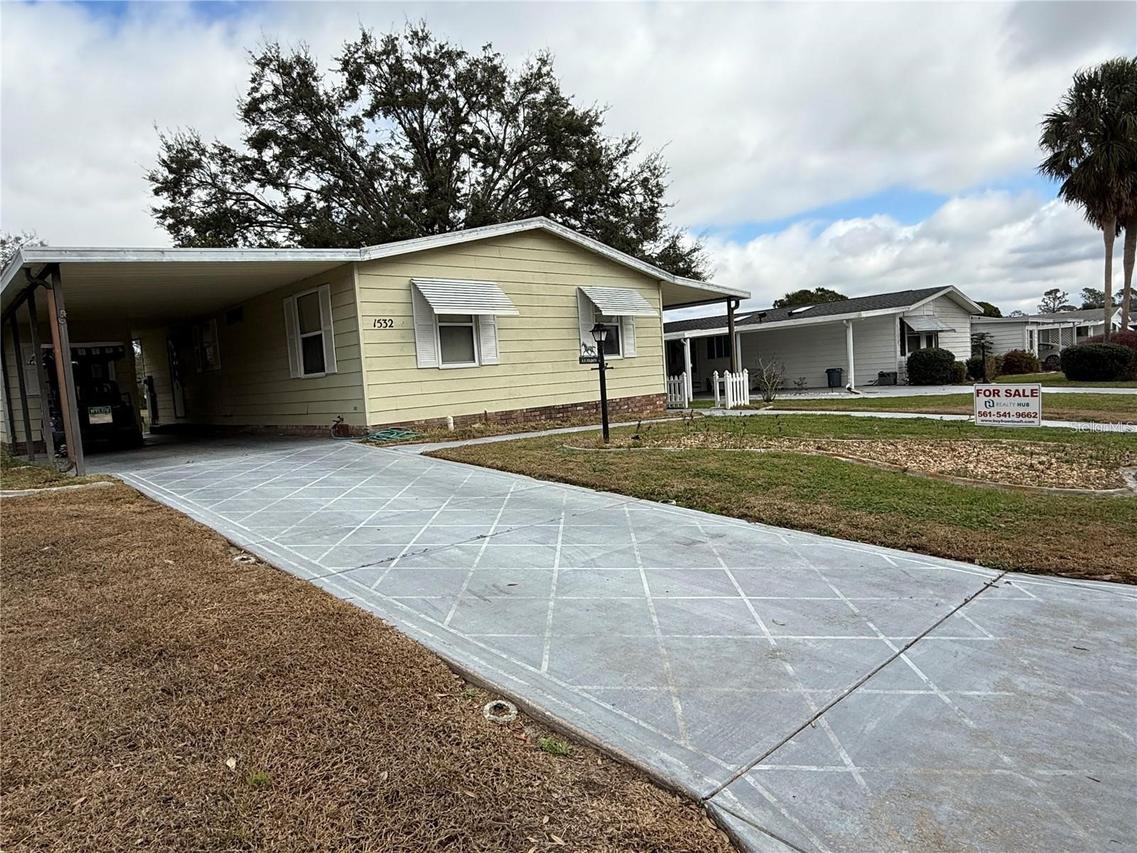 1532 W Schwartz Blvd., Lady Lake, FL 32159