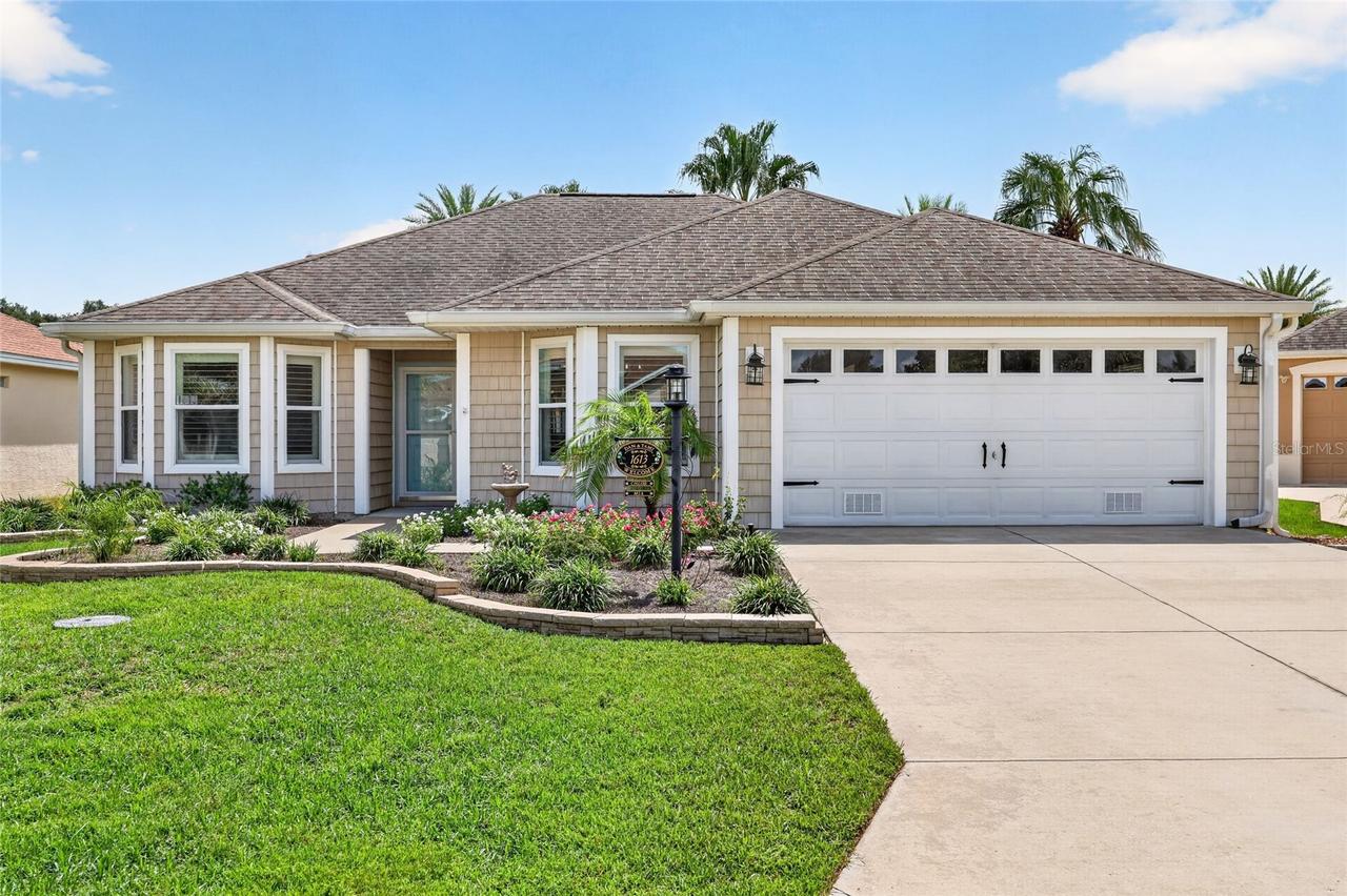 1613 Pennecamp Dr., The Villages, FL 32162