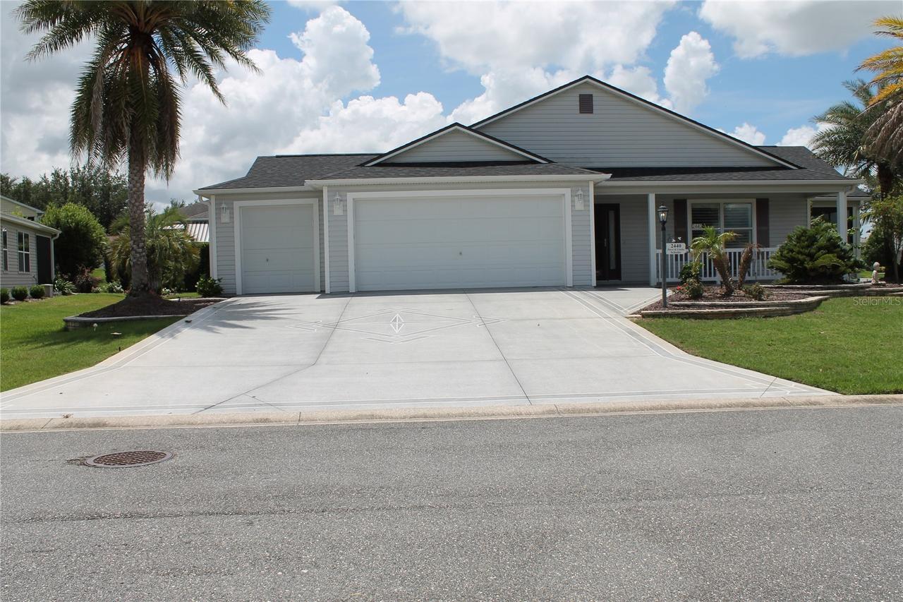 2440 Kate Hill St., The Villages, FL 32162