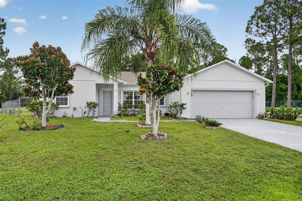925 Gillingham Ct., Kissimmee, FL 34758