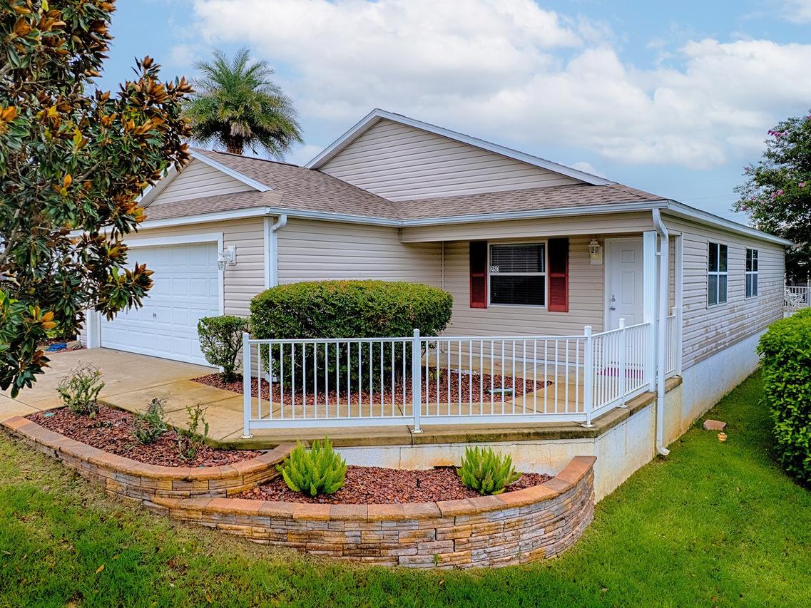 250 Arbella Loop, The Villages, FL 32162