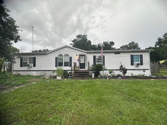 446 Quail St., Lady Lake, FL 32159