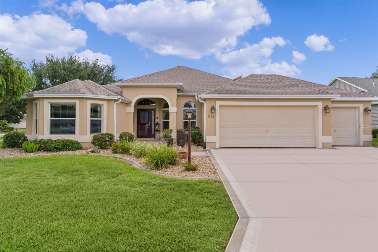 1652 Zanzibar Pl., The Villages, FL 32162