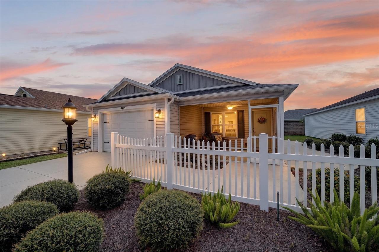 4986 Ellie Ln., The Villages, FL 32163