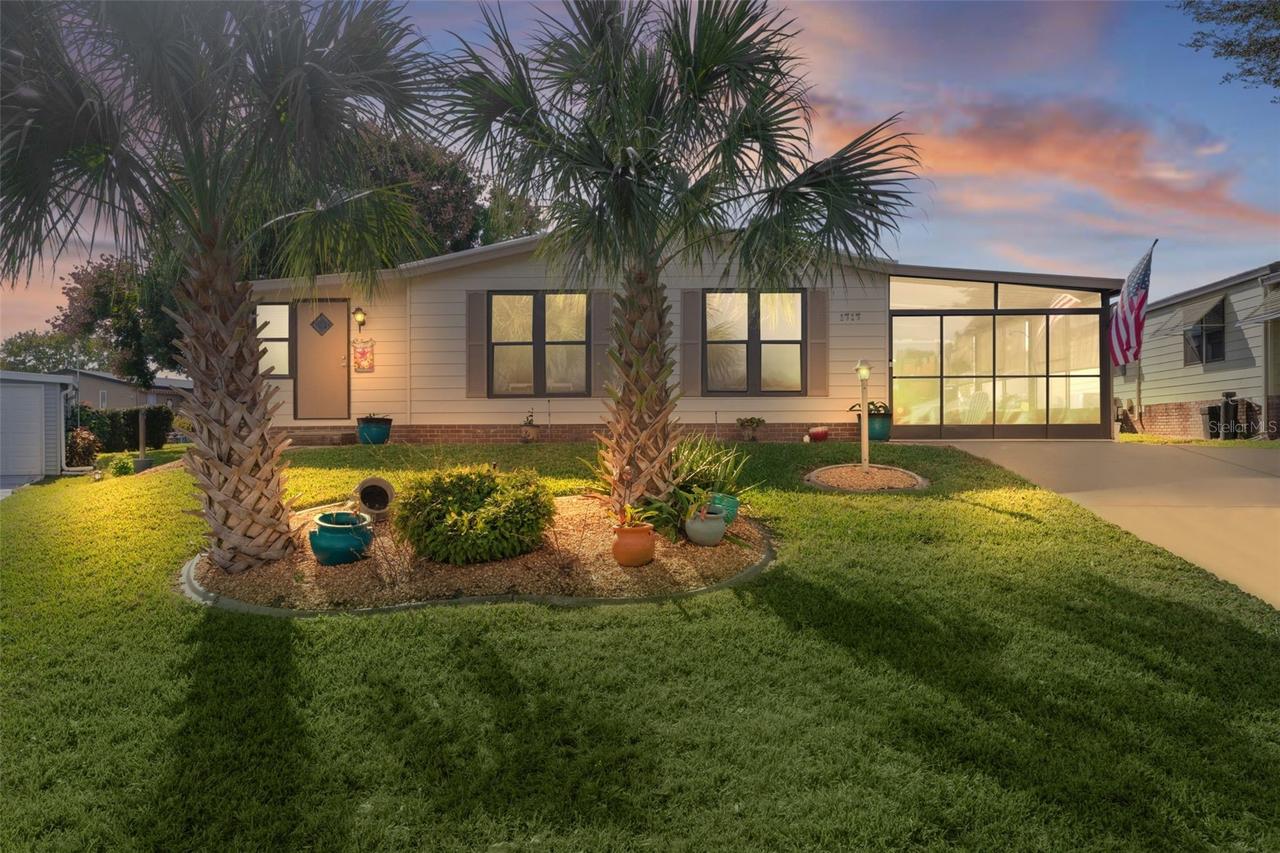1717 Palm Aire Dr., Lady Lake, FL 32159