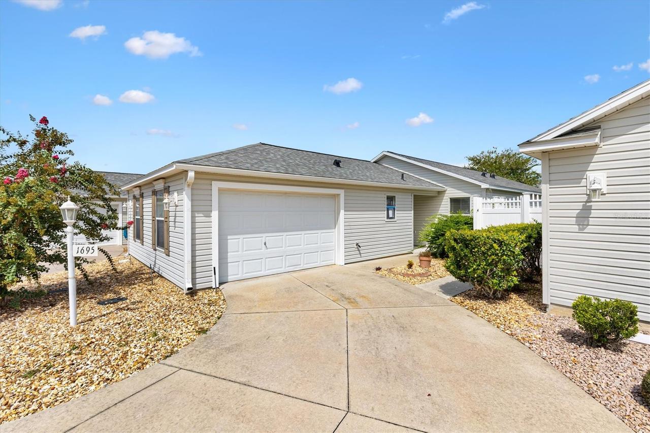 1695 Vinewood Ave., The Villages, FL 32162