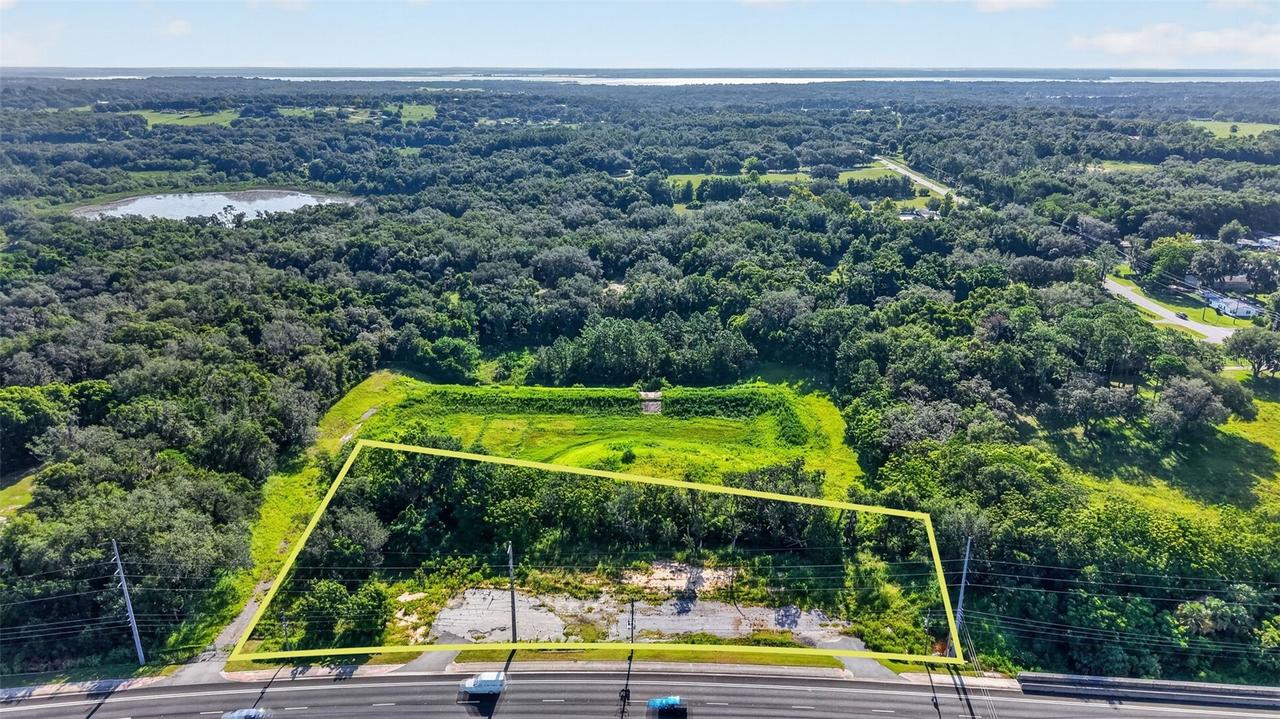 2011 Us Highway 441/27, Fruitland Park, FL 34731