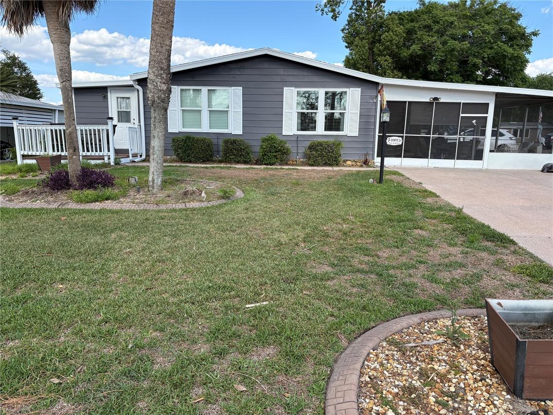1001 Matthew Ave., The Villages, FL 32159