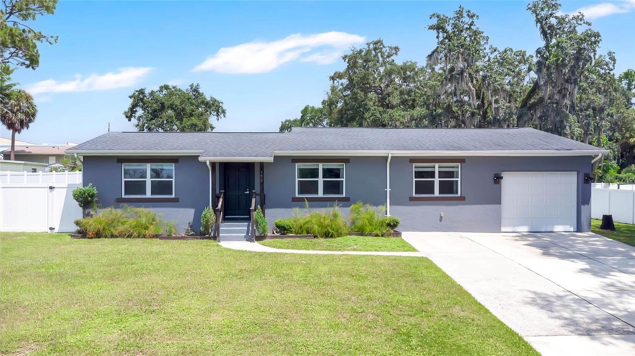 772 Pine Ln., Clermont, FL 34711