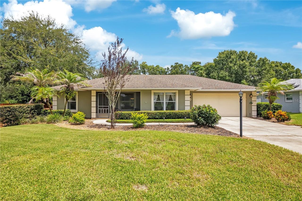 364 Cherry Tree St., Eustis, FL 32726