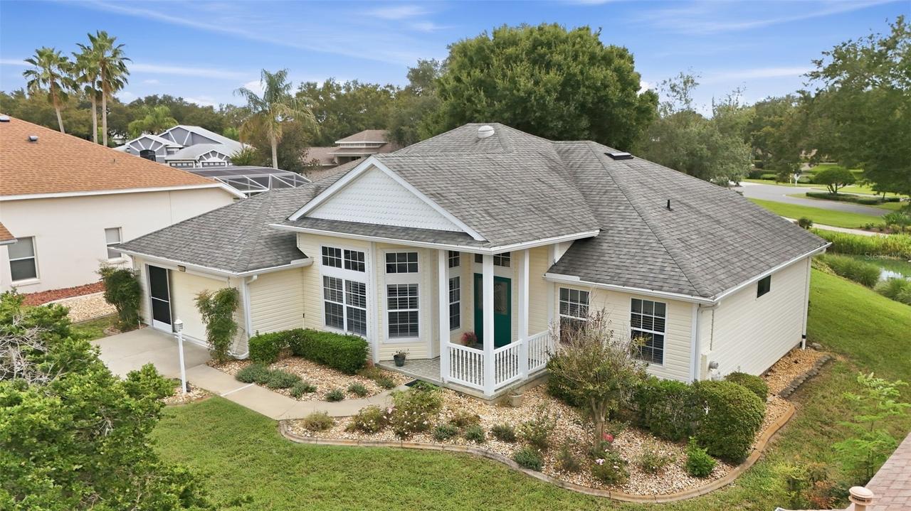 5596 Freeport Dr., Tavares, FL 32778