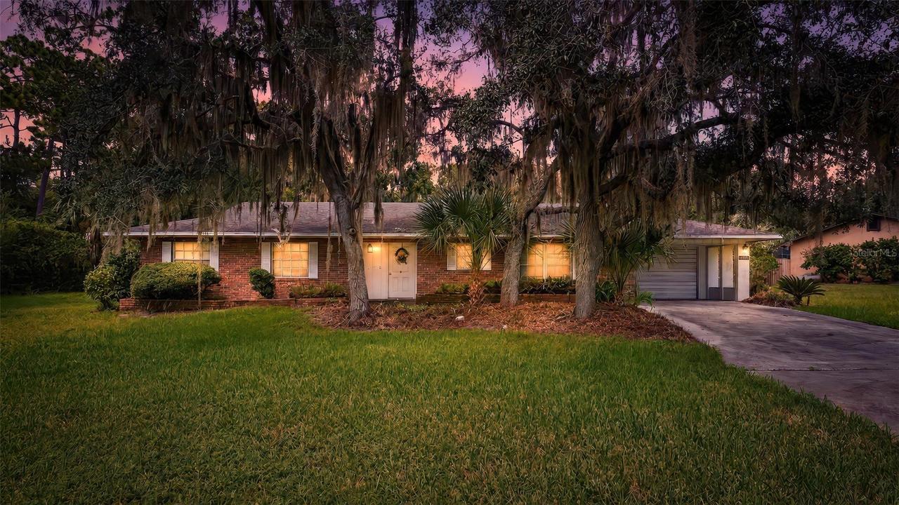 16529 Orange Ave., Umatilla, FL 32784