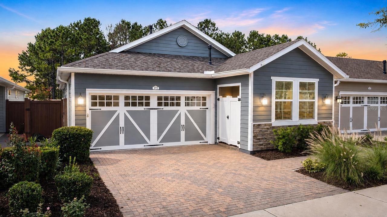 372 Alcove Dr., Groveland, FL 34736