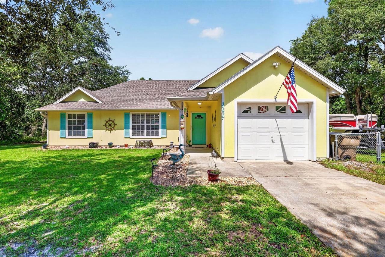 39627 Greenbrier St., Eustis, FL 32736