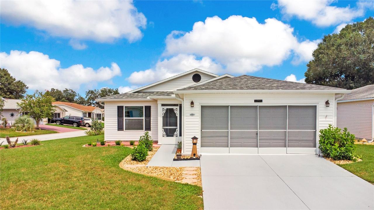 32901 Enchanted Oaks Lane, Leesburg, FL 34748