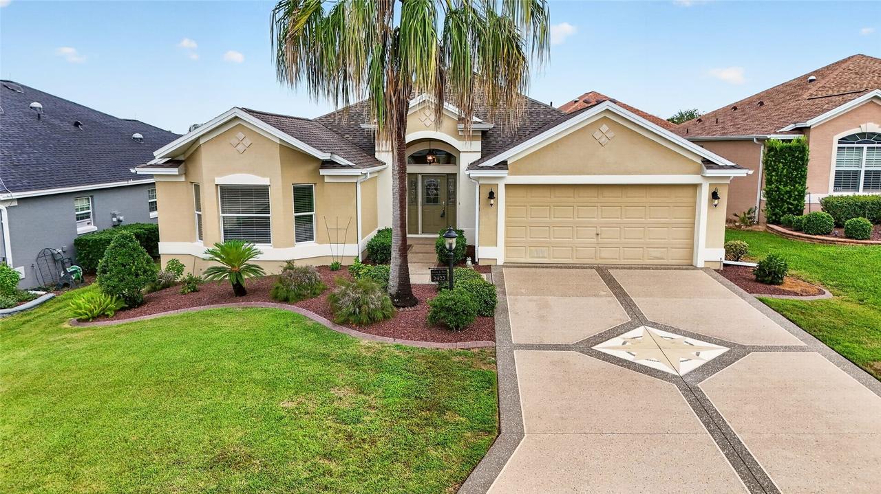 2425 Boiling Springs Ct., The Villages, FL 32162
