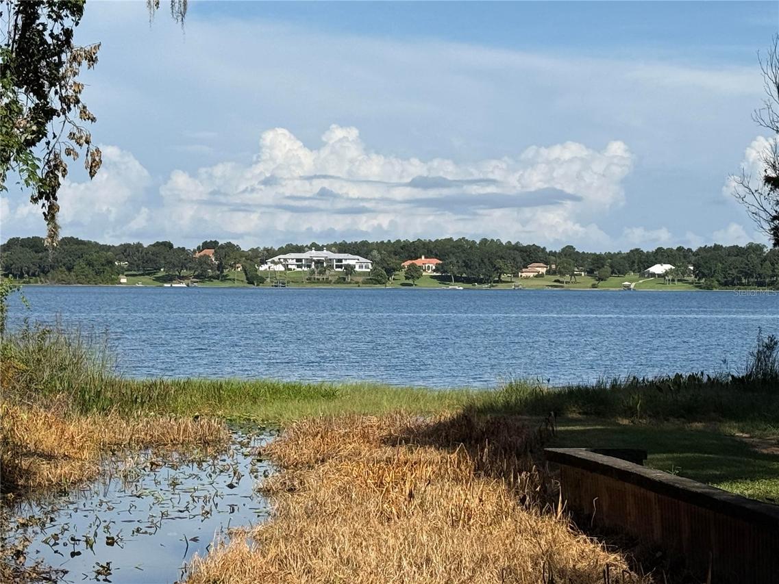 37751 Lake Dalhousie Dr., Eustis, FL 32736