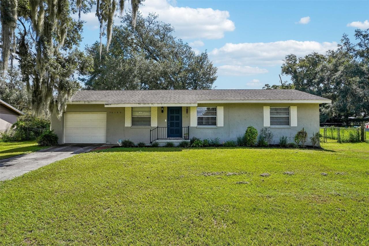 36146 Hickory St., Fruitland Park, FL 34731