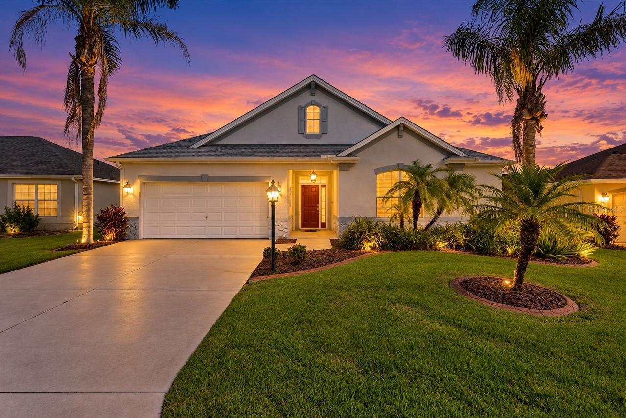 1025 Winnsboro Dr., The Villages, FL 32162